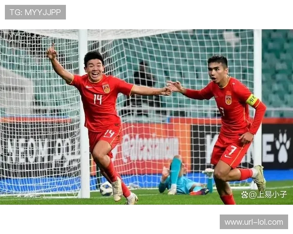 历史足球后卫球星排名榜揭晓 谁是最强防线之王