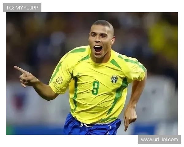 我心中的足球十大球星盘点与精彩回顾