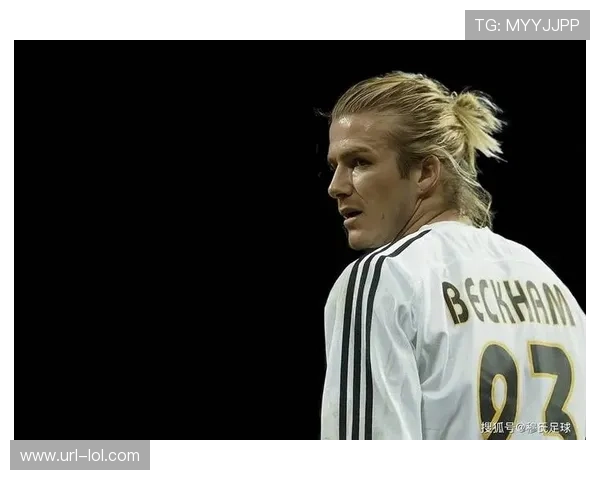 足球巨星黑色背景精美高清壁纸合集展现力量与荣耀